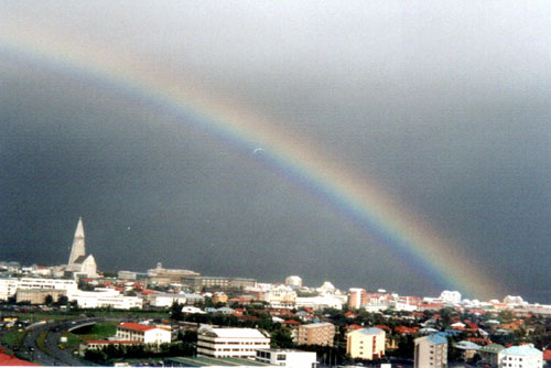 R-mit-Regenbogen.jpg